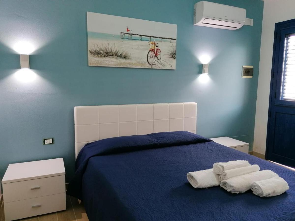 B&B Santorini Чинізі Екстер'єр фото