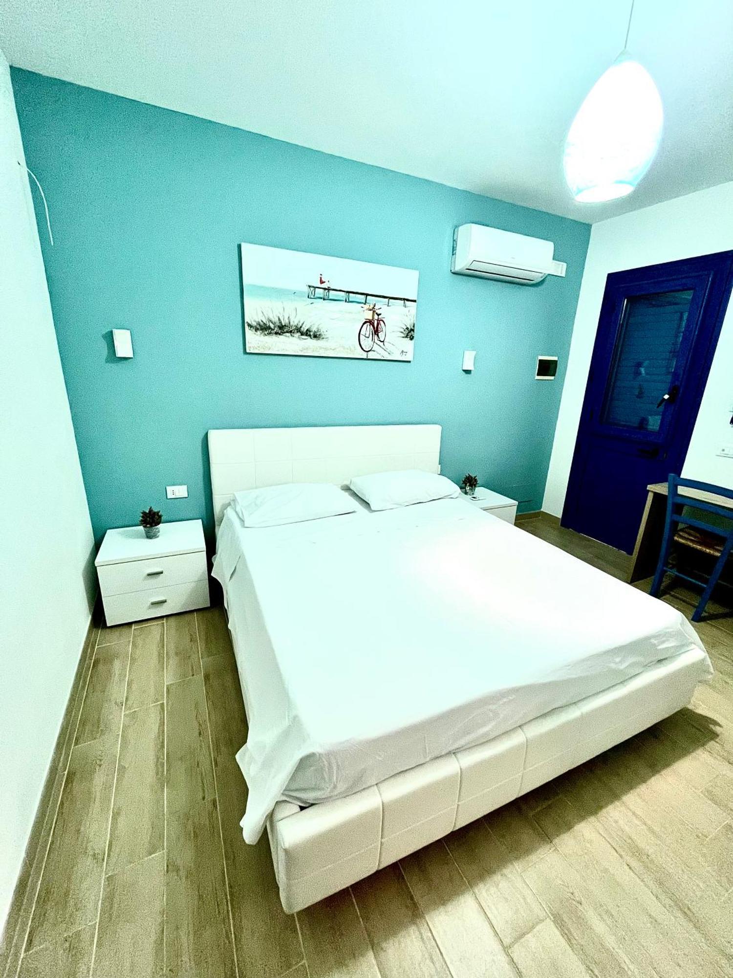 B&B Santorini Чинізі Екстер'єр фото